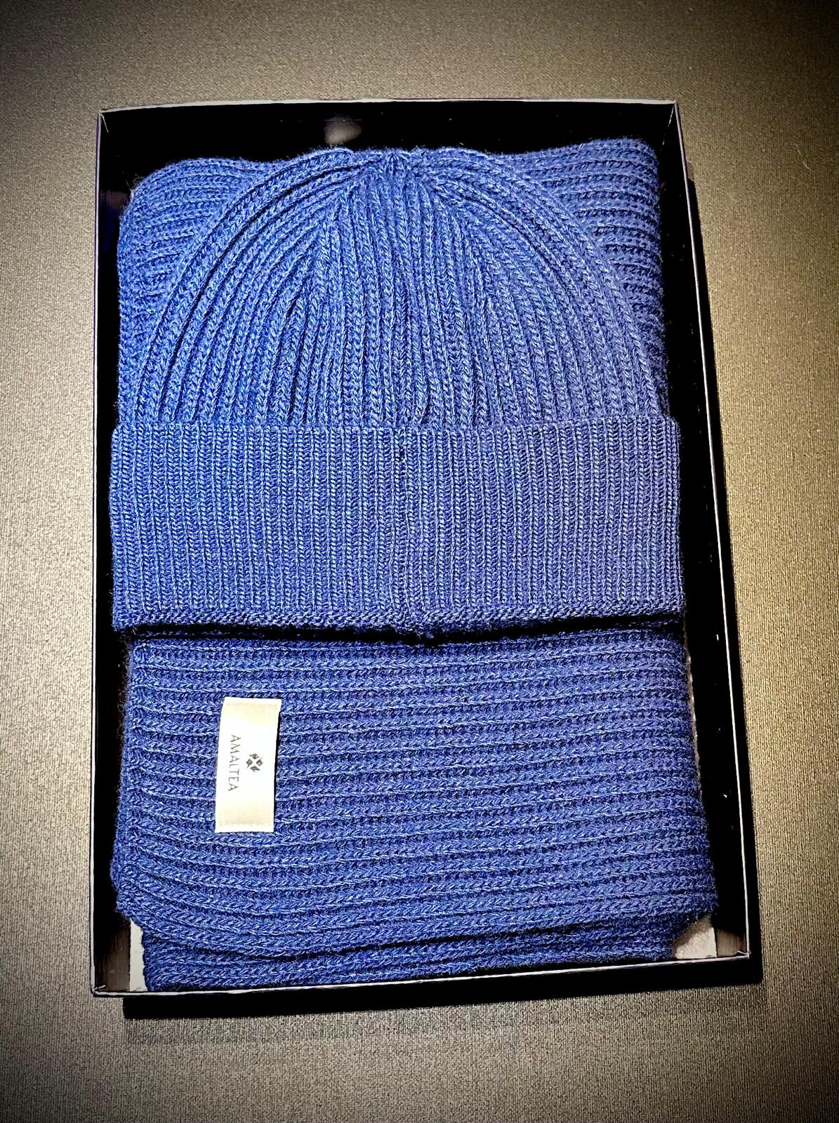 Pachet Căciulă & Fular